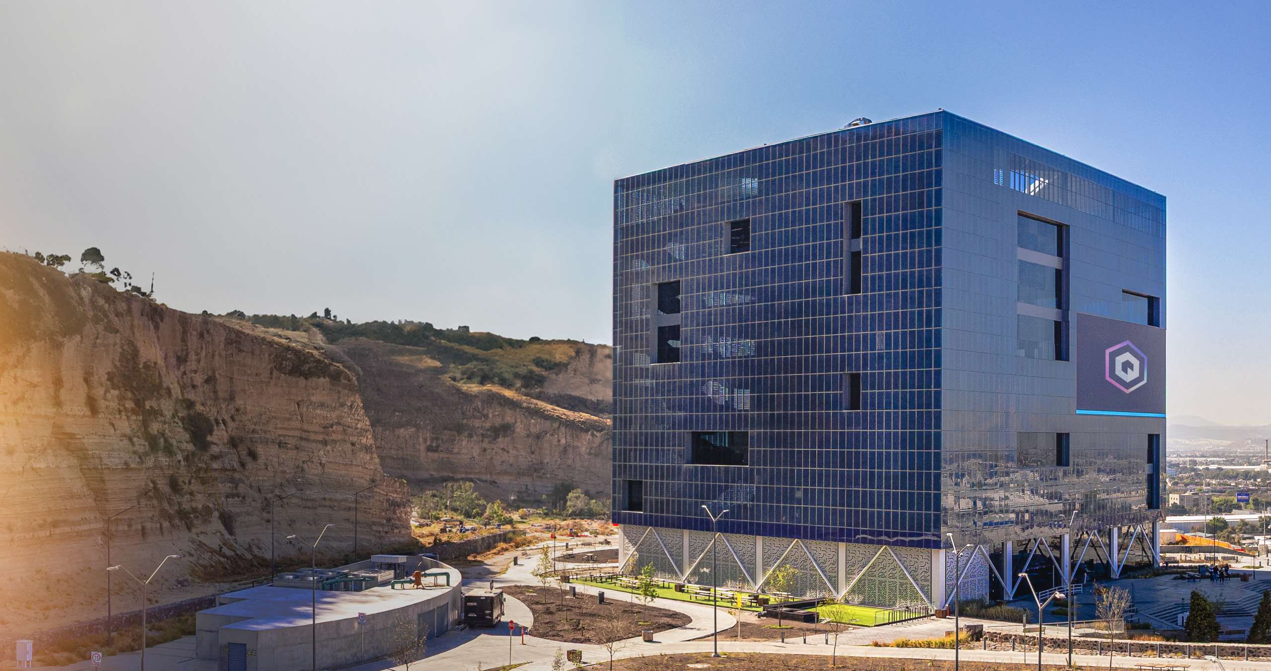 Título del artículo 4